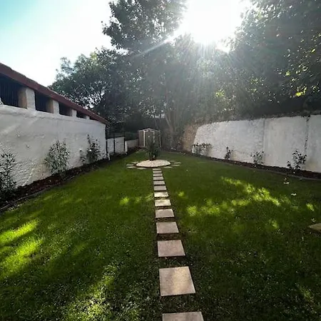 Jardin En El Centro Catedral Apartment Oviedo Exterior photo