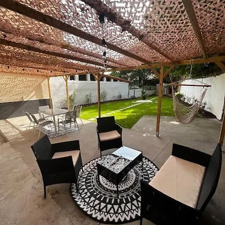 Jardin En El Centro Catedral Apartment Oviedo Exterior photo